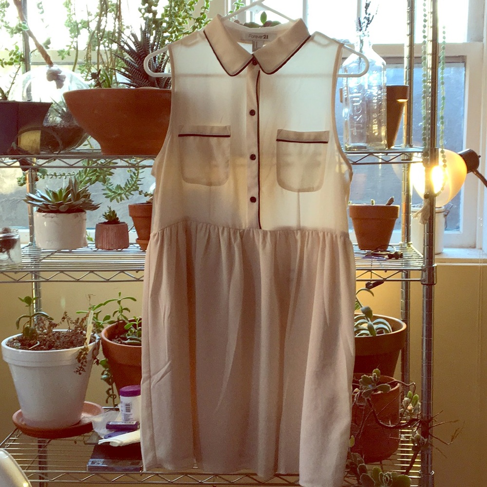 FOREVER 21 M button up cream & black accent dress